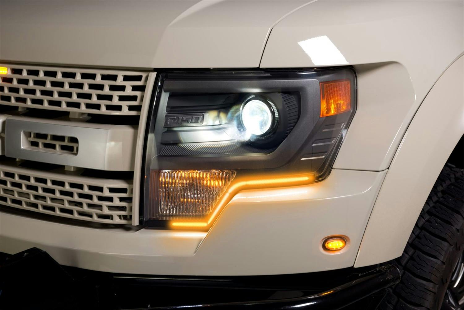 https://www.fixyourrides.com/images/2/putco/290140T.jpg